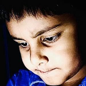 Meet your Posher, Hiren lalo